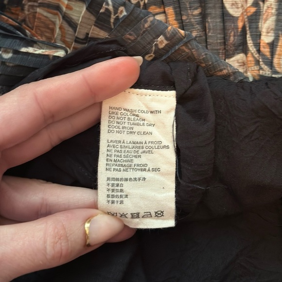 Anthropologie Let Me Be Olympia Plisse Boho Print Sleeveless Blouse- Size 8 - Picture 7 of 8